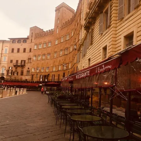 Cozy Historic Center Privat bolig Siena